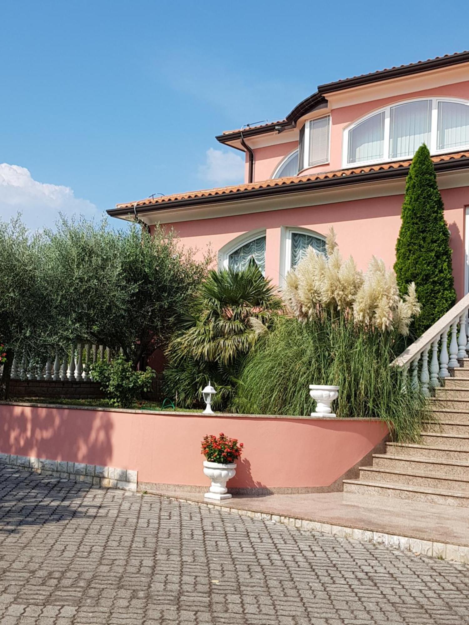 Apartments And Rooms Villa Chiara Krnica Buitenkant foto