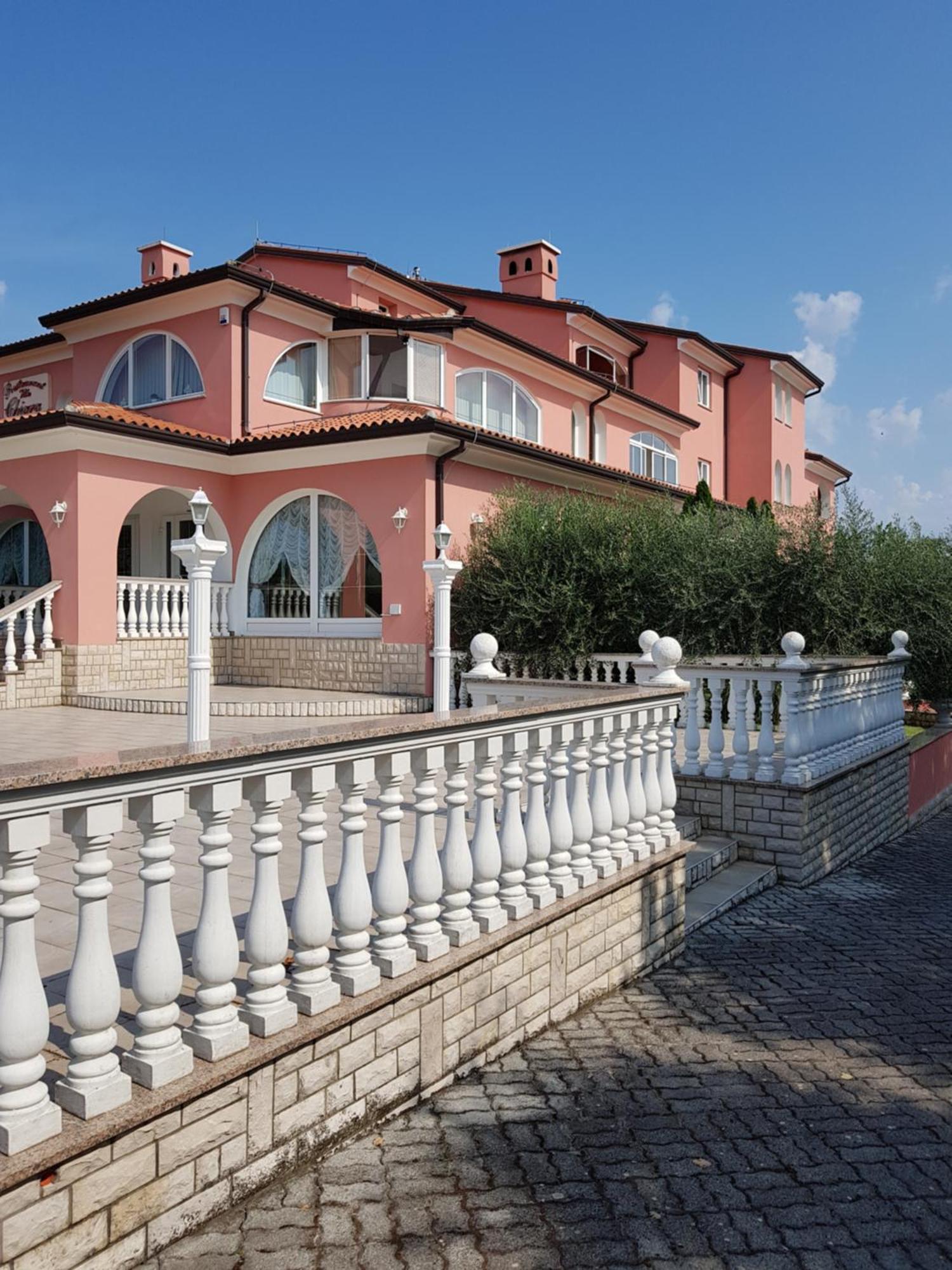 Apartments And Rooms Villa Chiara Krnica Buitenkant foto