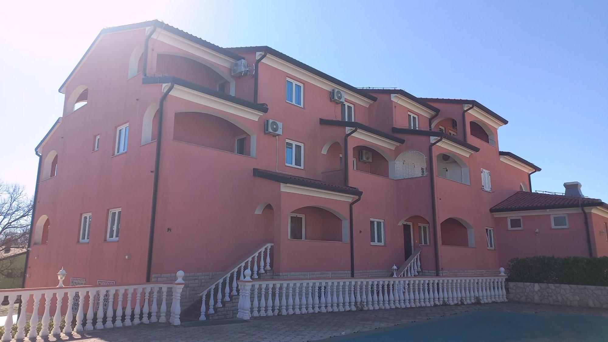 Apartments And Rooms Villa Chiara Krnica Buitenkant foto